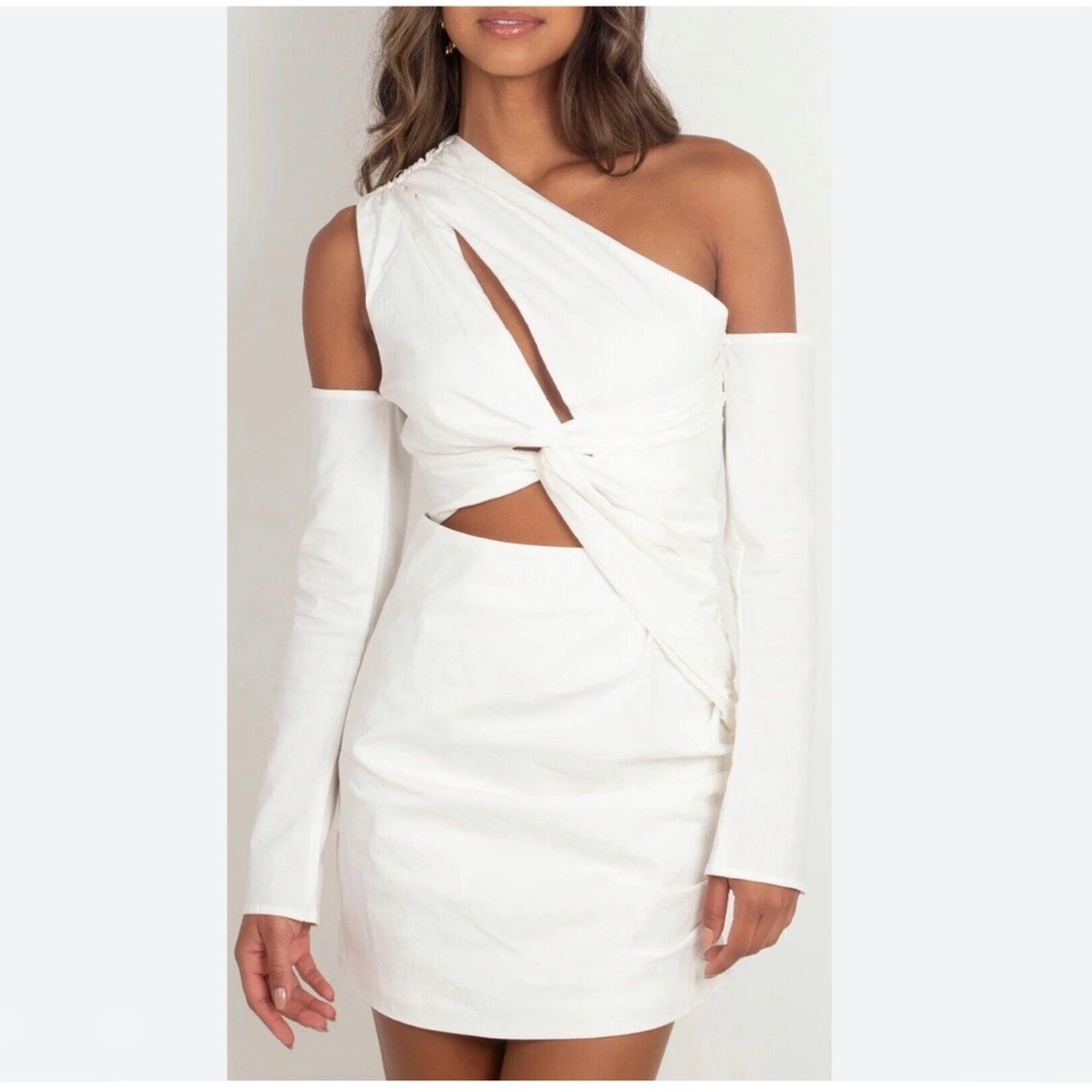 ATOIR WHITE CUT OUT TWIST FRONT ONE SHOULDER STAY WITH YOU DRESS